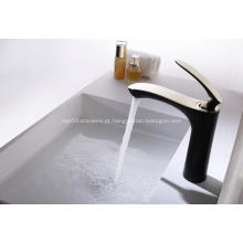 Faucet de bacia de moda preto e dourado único buraco